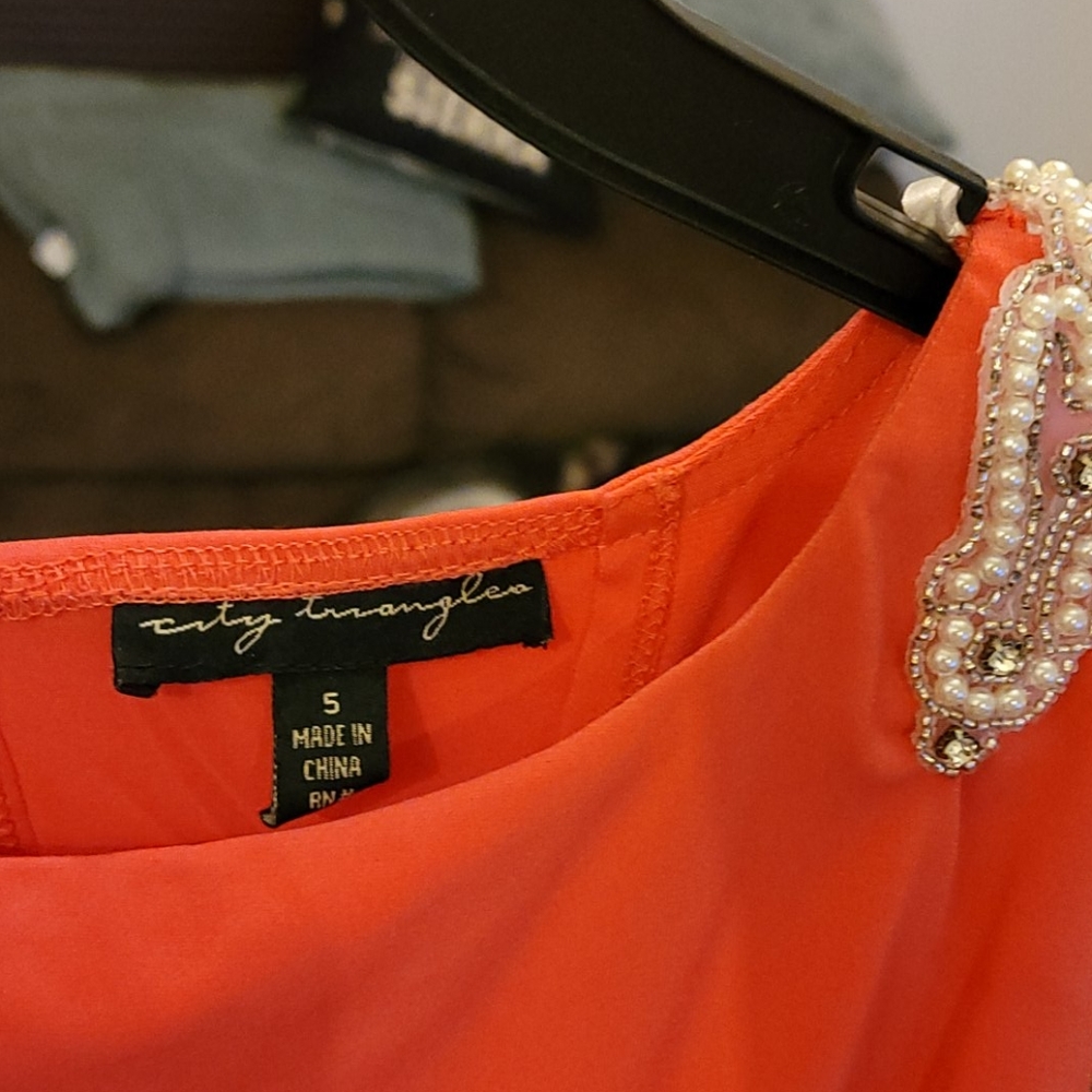 Dress - Picture 6 of 6